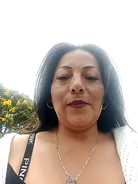 Misshot 01 online show from September 23, 2025, 7:50 pm