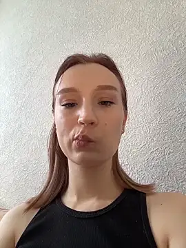 RegitGirlss online show from November 2, 2025, 10:50 am