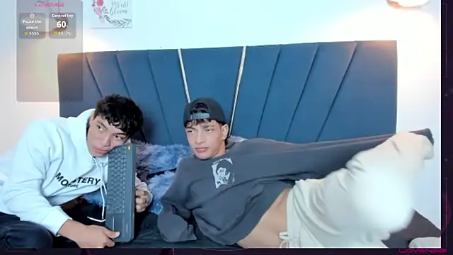 maicol cum23 online show from September 25, 2025, 2:10 pm