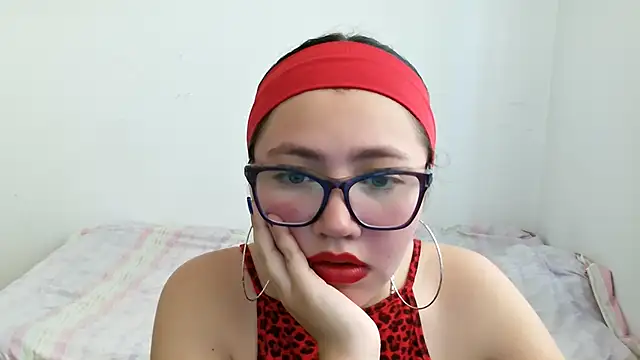 ScarletNyx online show from September 19, 2025, 5:02 pm