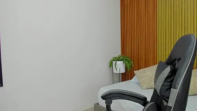 Snapshot of gisella15_ chatting on November 3, 2025, 7:26 pm gisella15 online show from November 3, 2025, 7:26 pm