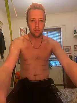 straight-alex  online show from September 12, 2025, 12:27 pm