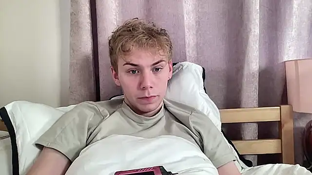 scottishtwink01 online show from September 20, 2025, 1:34 pm