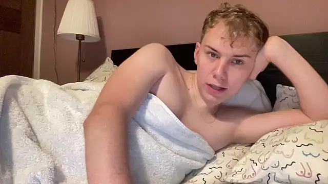 scottishtwink01 online show from September 25, 2025, 8:23 pm