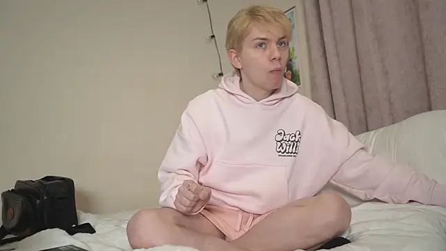 scottishtwink01 online show from December 19, 2025, 12:06 am