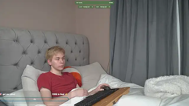 scottishtwink01 online show from March 10, 2026, 11:10 pm