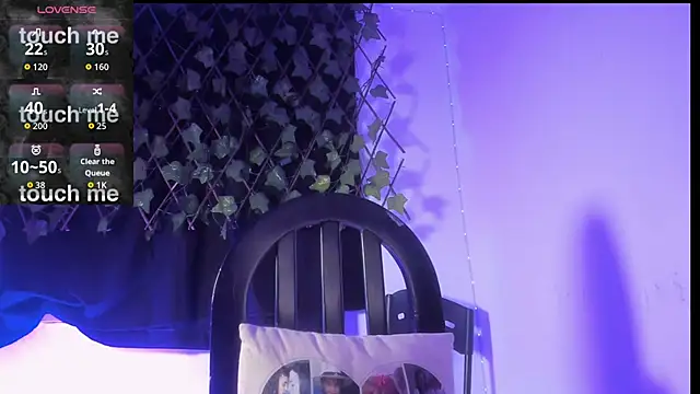 SussanMillerr  online show from September 17, 2025, 5:09 am