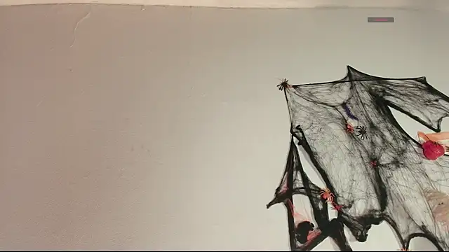 Missandy  online show from October 24, 2025, 8:16 pm