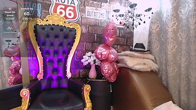 ValeryBerri online show from November 20, 2025, 11:32 am