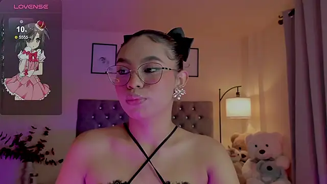 OxanaFedorova1- online show from April 16, 2026, 9:39 pm