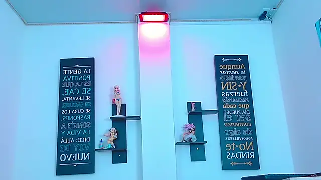 CHLOE THUNDERS online show from February 11, 2026, 11:15 am