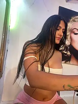 Snapshot of juliana1920 chatting on September 26, 2025, 9:41 pm juliana1920 online show from September 26, 2025, 9:41 pm