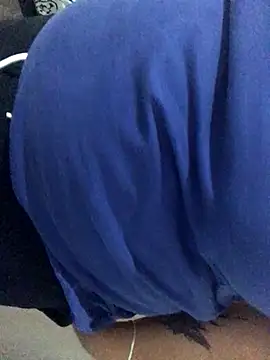 Snapshot of luzmelzinha chatting on November 9, 2025, 6:06 pm luzmelzinha online show from November 9, 2025, 6:06 pm