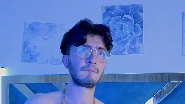 nerd perverse online show from September 13, 2025, 6:02 am