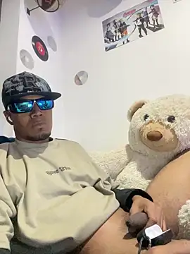 Snapshot of Teito69 chatting on September 15, 2025, 2:00 am Teito69 online show from September 15, 2025, 2:00 am