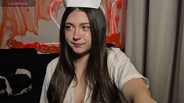 valentinauwu online show from October 25, 2025, 4:20 am