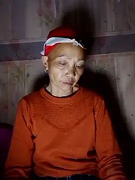 -Xuka-200 online show from December 3, 2025, 11:41 am