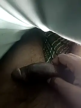 pus ylover online show from November 27, 2025, 4:42 pm