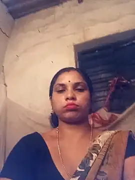 Notyriya7 online show from April 28, 2026, 6:13 pm
