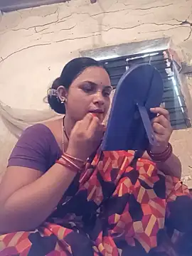 Notyriya7 online show from May 18, 2026, 4:18 am