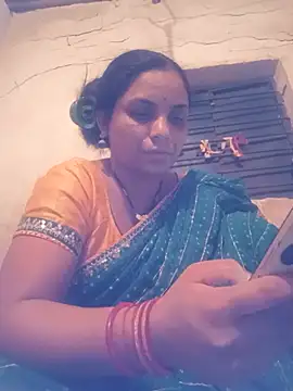 Notyriya7 online show from May 25, 2026, 4:02 pm