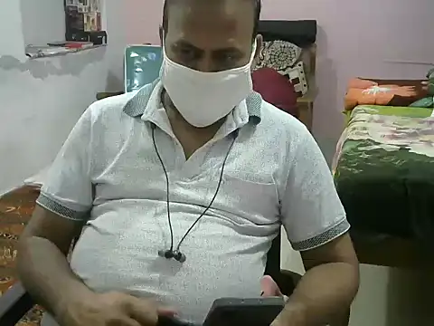 Famit025 online show from February 15, 2026, 6:15 pm