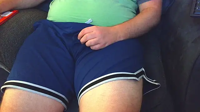 thighguy30 online show from October 2, 2025, 8:27 pm