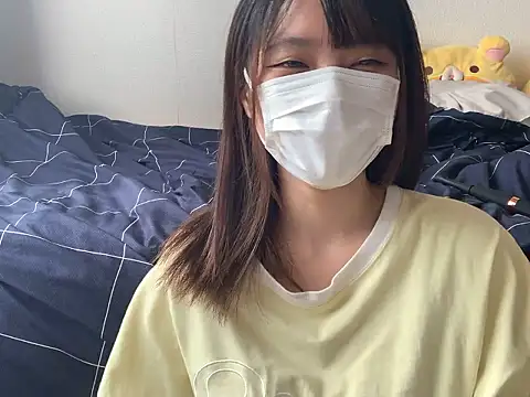 ituki 0415 online show from November 7, 2025, 4:23 am