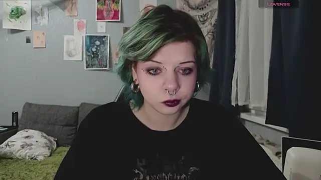 Alice Zev online show from October 3, 2025, 7:11 pm