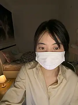 xuanxuanOo online show from October 28, 2025, 11:14 am