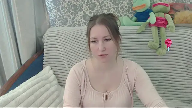 LesanaMagic online show from June 4, 2026, 9:37 am