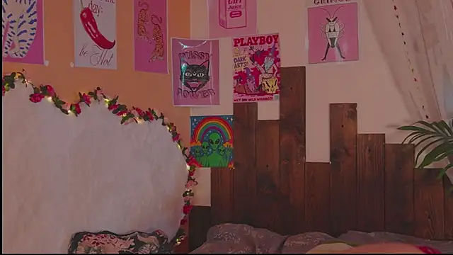 Charming winky online show from March 28, 2026, 5:34 pm