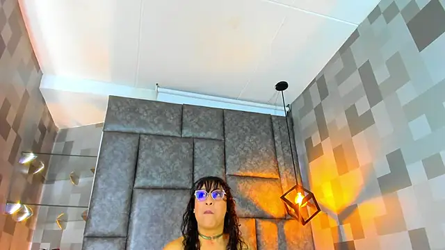 Jenni Zeller online show from October 7, 2025, 11:18 am