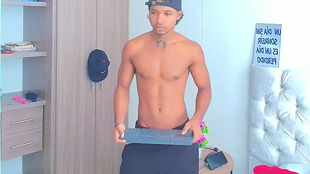 Snapshot of cassian_gold chatting on July 7, 2026, 1:26 pm cassian gold online show from July 7, 2026, 1:26 pm