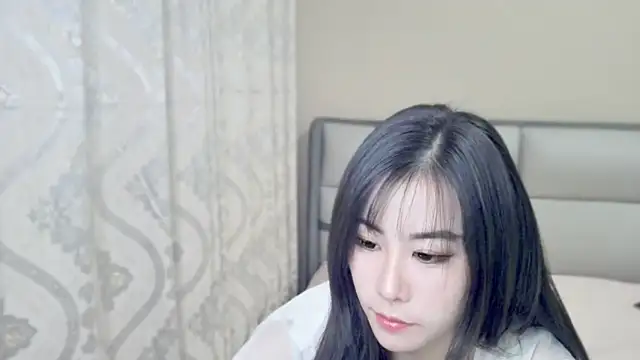 Snapshot of XIAOYU7-2025 chatting on October 14, 2025, 1:01 pm XIAOYU7-2025 online show from October 14, 2025, 1:01 pm