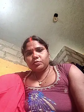 SweetKomal89 online show from October 27, 2025, 6:50 am