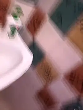 Snapshot of Chanderi19 chatting on September 29, 2025, 4:34 pm Chanderi19 online show from September 29, 2025, 4:34 pm