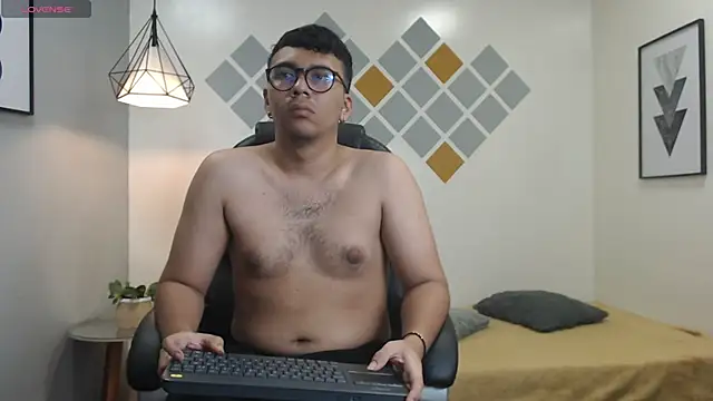 titanxero online show from September 25, 2025, 11:36 am