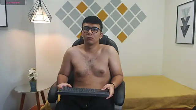 titanxero online show from October 2, 2025, 11:50 am