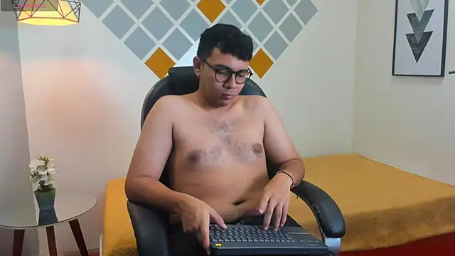 titanxero online show from October 8, 2025, 11:52 am