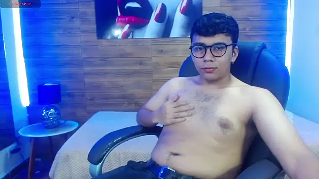 titanxero online show from October 27, 2025, 1:04 pm