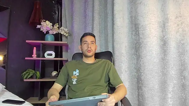 matti de lucaa online show from September 10, 2025, 5:35 pm