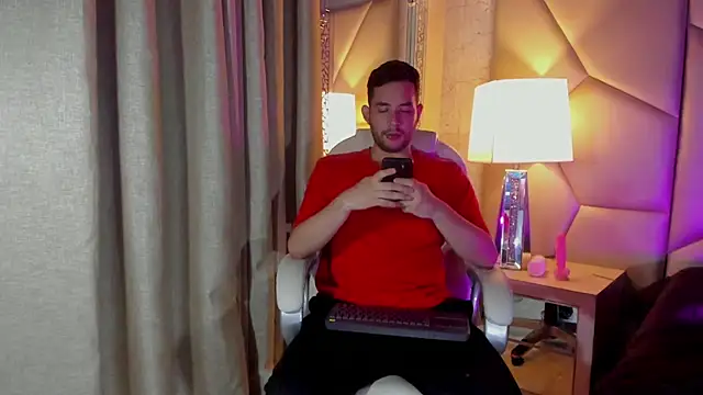 matti de lucaa online show from September 18, 2025, 5:37 pm