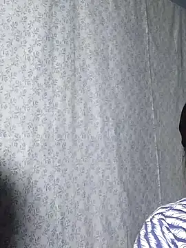 Hot-Pooja25 online show from February 4, 2026, 5:08 pm