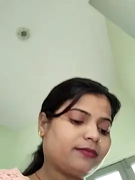 Snapshot of Hot-Pooja25 chatting on April 8, 2026, 4:12 am Hot-Pooja25 online show from April 8, 2026, 4:12 am