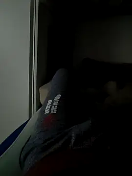 Enriquee147 online show from November 4, 2025, 1:59 am