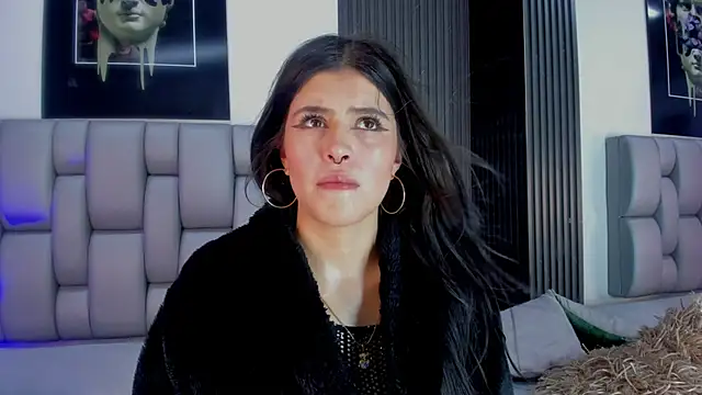 Gia-Malkova online show from November 11, 2025, 8:20 pm