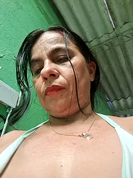 Lucerito-Hot online show from October 18, 2025, 2:29 pm