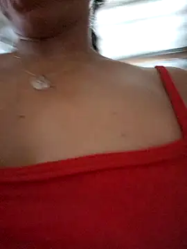 Snapshot of Lucerito-Hot chatting on February 27, 2026, 11:43 am Lucerito-Hot online show from February 27, 2026, 11:43 am