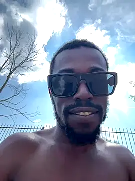 toy-boyluv online show from September 21, 2025, 5:47 pm